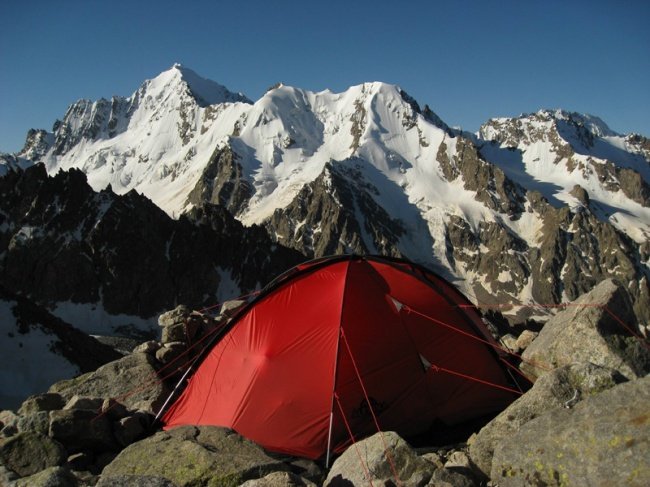 Эктремальная палатка Alexika Matrix 3, красная