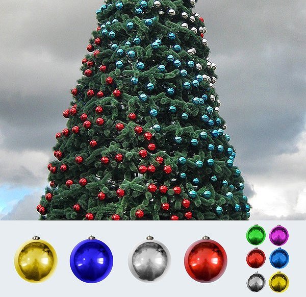 Сколько шариков на елку. Красно синяя елка. Елка с шарами. Елка красные и серебряные шары. Украшение елки шарами двух цветов.