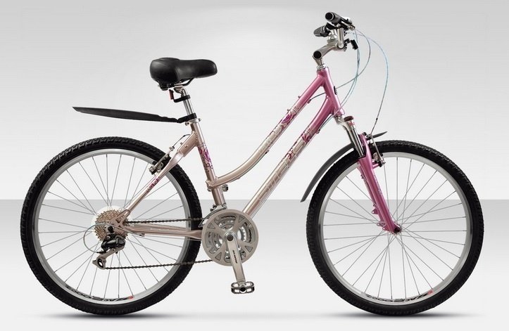 Женский горный велосипед STELS Miss 9300 (2013)